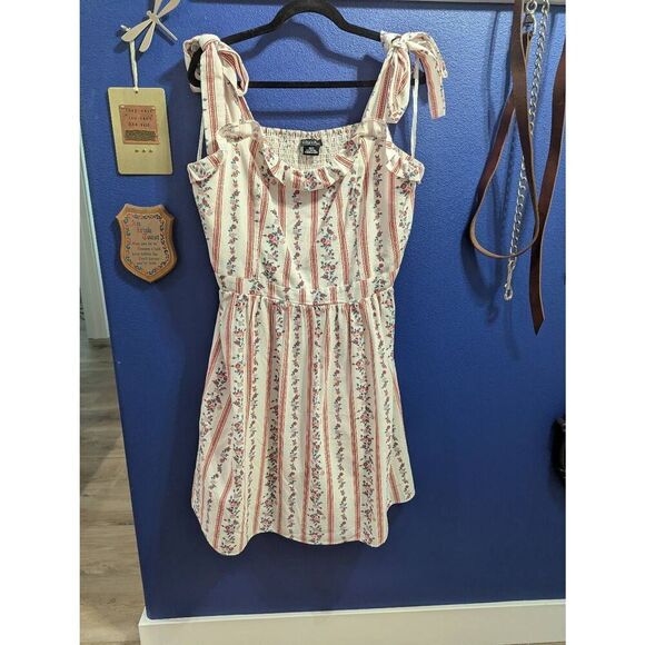 City Chic Dress Violet in Peach - Picture 1 of 8